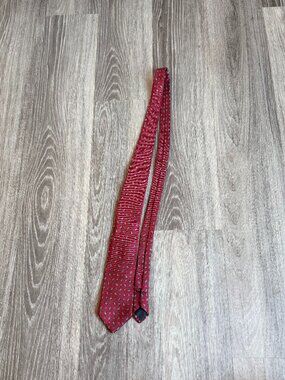 Thompson’s Silk Red Paisley Tie Made in England